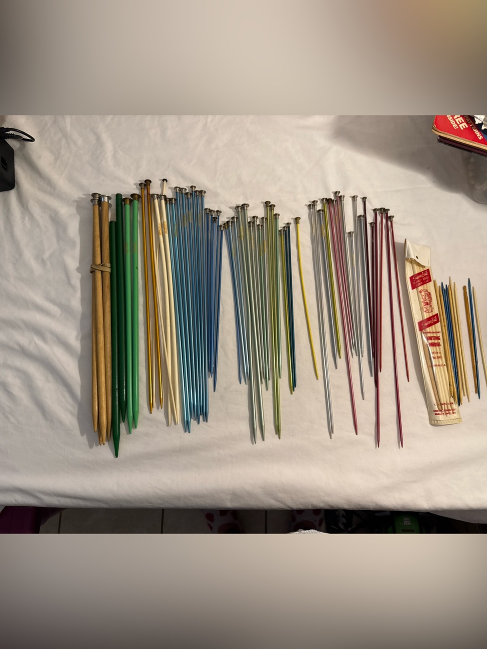 Lot Of Vintage Knitting Needles Aluminum,Plastic& Wood